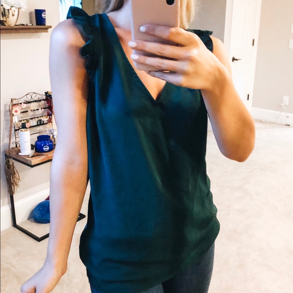 V neck ruffle sleeve blouse